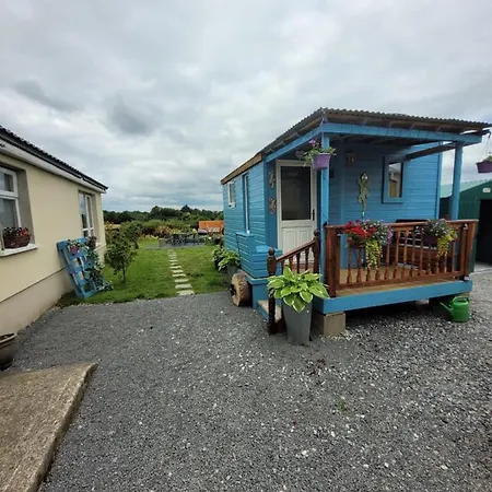 Wedger'S Hut Hotel Nenagh Exterior photo